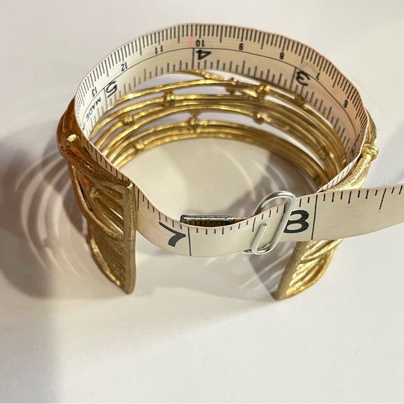 RIVKA FRIEDMAN 18K GOLD CLAD WRAPPED KNOTTED MINA CUFF WIDE STATEMENT BRACELET - Picture 6 of 9